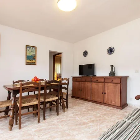 Appartamento S'olivera Nº5 By Interhome